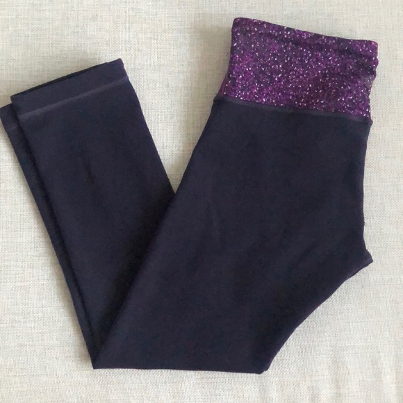 Lululemon Wunder Under Crop III (Reversible) - Picture 12 of 15